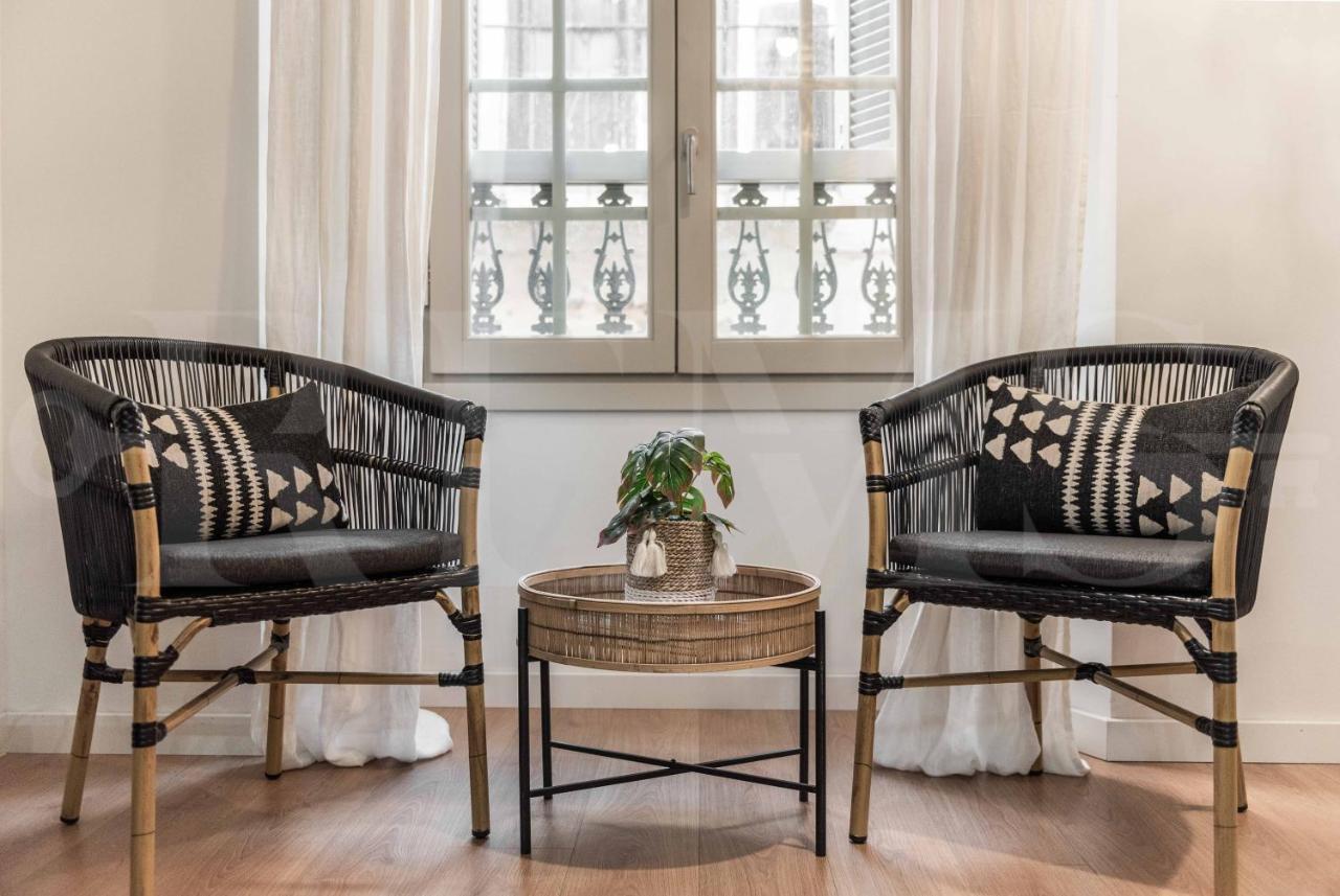 Lovely Boho Apartment With Parking - Historic Center By Rems Малага Екстериор снимка